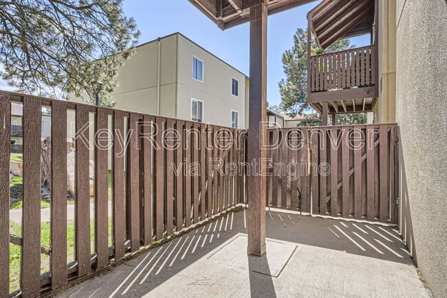 Building Photo - 9995 E Harvard Ave