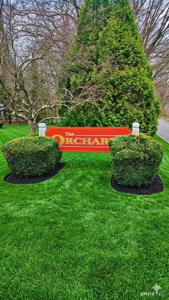 Building Photo - 20 Apple Way