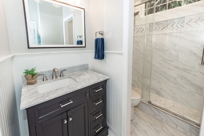 Building Photo - 2105 Williams Veneer Ct