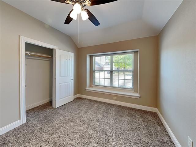 Building Photo - 496 Oak Hills Ln