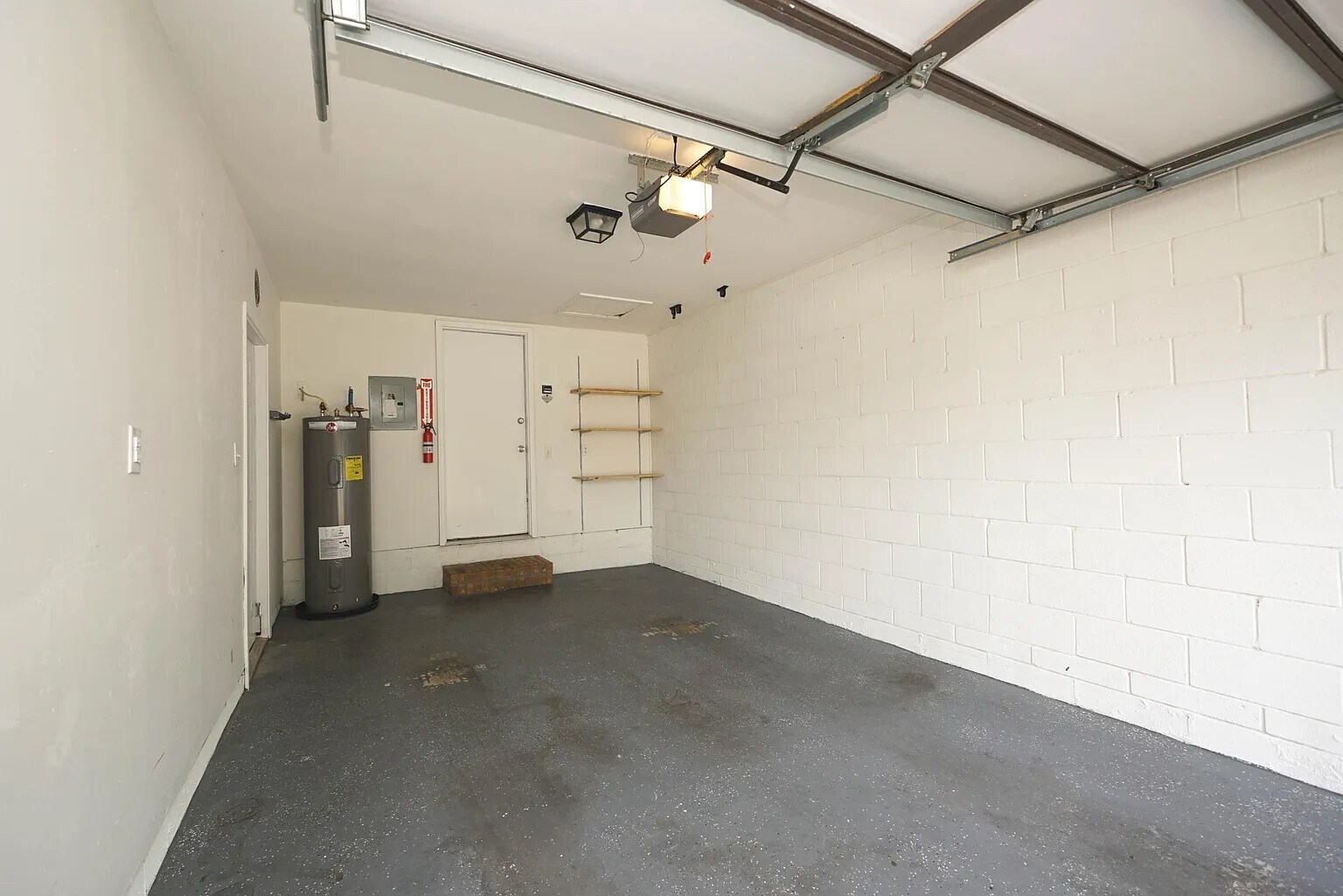 Building Photo - 118 5th Ave