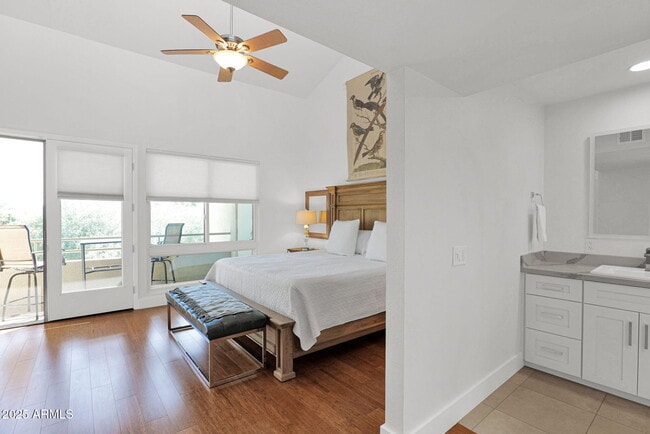 Building Photo - 7760 E Gainey Ranch Rd