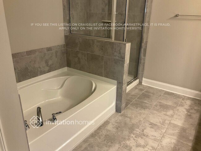 Building Photo - 841 Alder Grv Trce