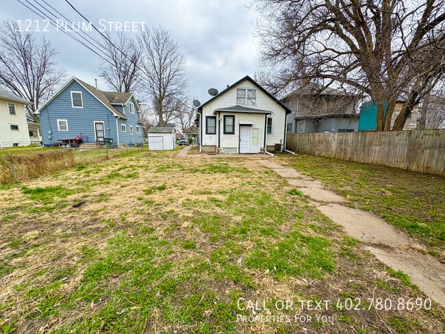 Building Photo - 1212 Plum St