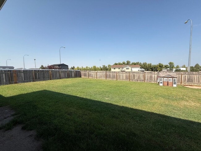 Building Photo - 4 Bedroom Home - Stonebridge Farms