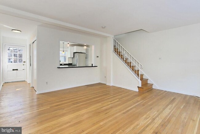 Building Photo - 2942 Landover St