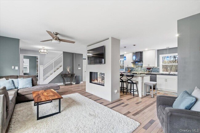 Building Photo - 67 Thoreau Ct