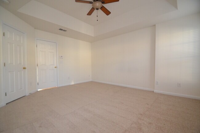 Building Photo - Spacious Ballantyne Living | 3BR, 3.5BA with Community Pool