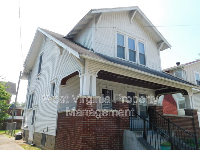 Building Photo - 54 Hunt Ave