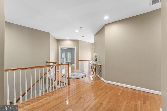 Building Photo - 12810 Falcon Wood Pl
