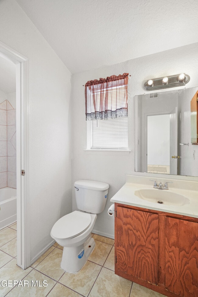 Building Photo - 10207 Angel Falls Pl