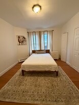 Building Photo - 184 Green St