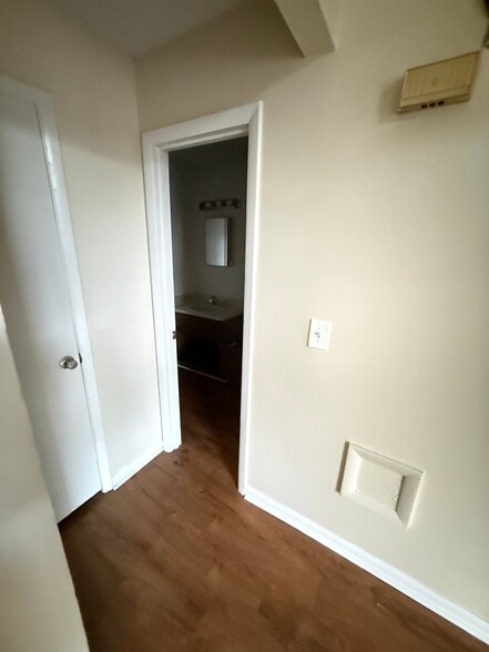 Building Photo - 1419 Ascent Trail NW