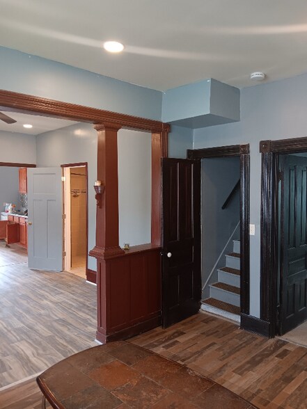 Building Photo - 126 Putnam St SW