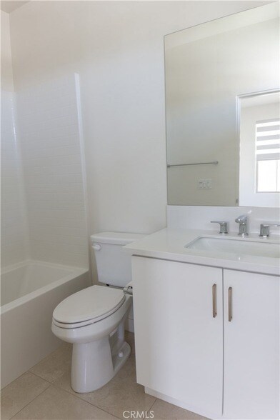 Building Photo - 35963 Bertain Dr