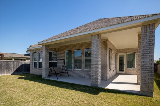 Building Photo - 15219 Armadillo Lookout Trail