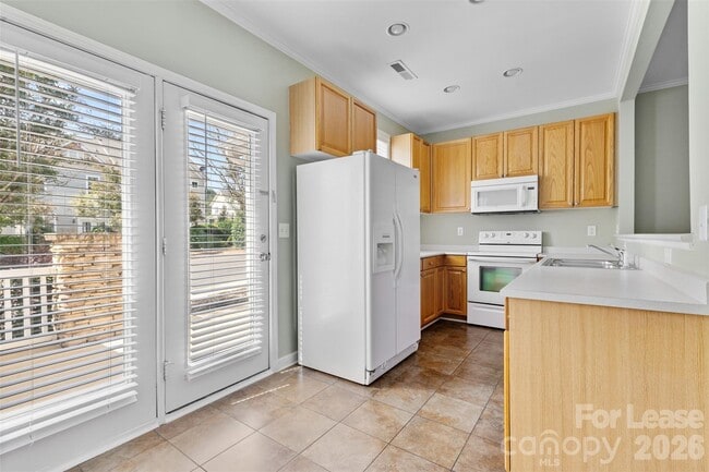 Building Photo - 11013 Dundarrach Ln