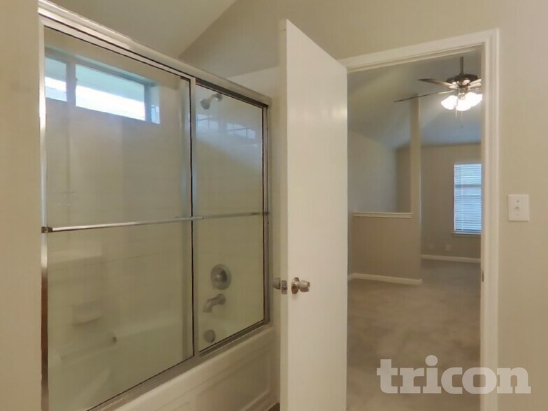 Building Photo - 3931 Mist Flower Dr