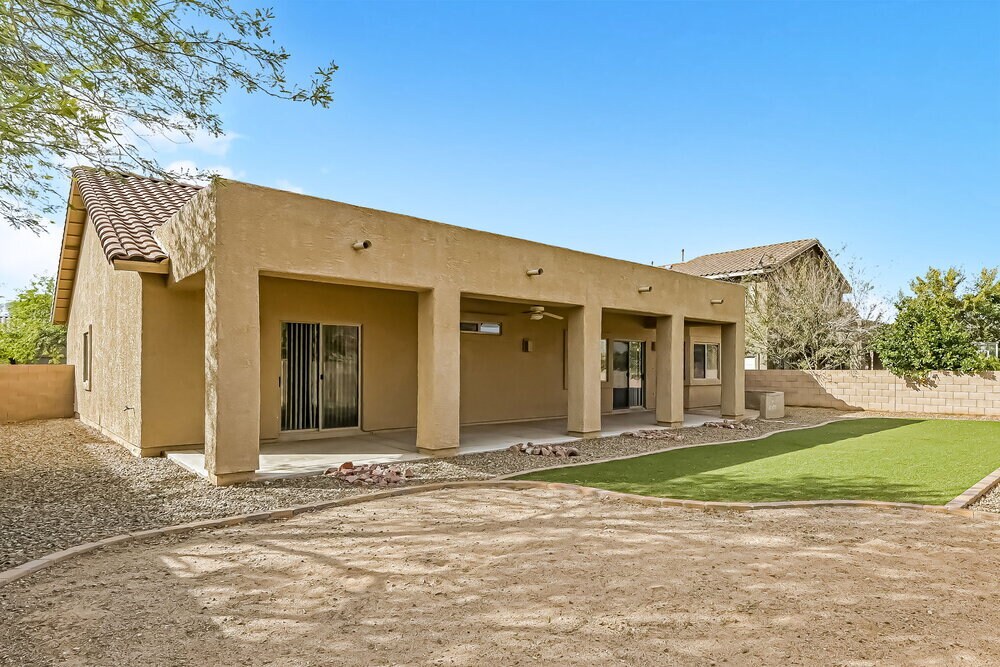 Building Photo - 7450 W Balcony Bay Dr