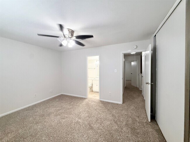 Building Photo - 1497 Springrock Ln