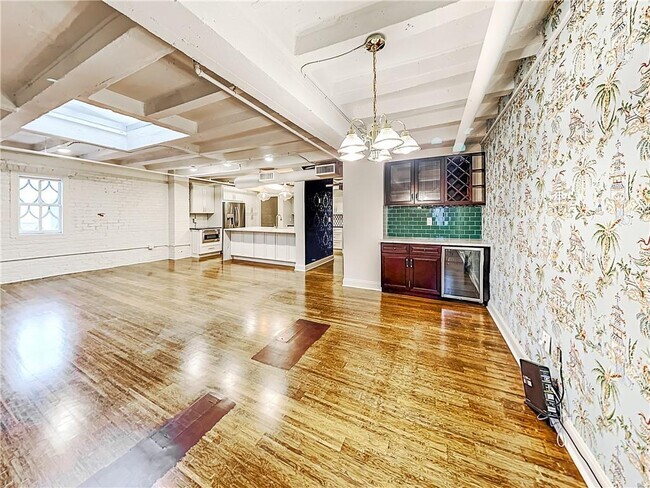 Building Photo - 32 Peachtree St NW