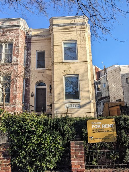 Primary Photo - 111 Tennessee Ave NE