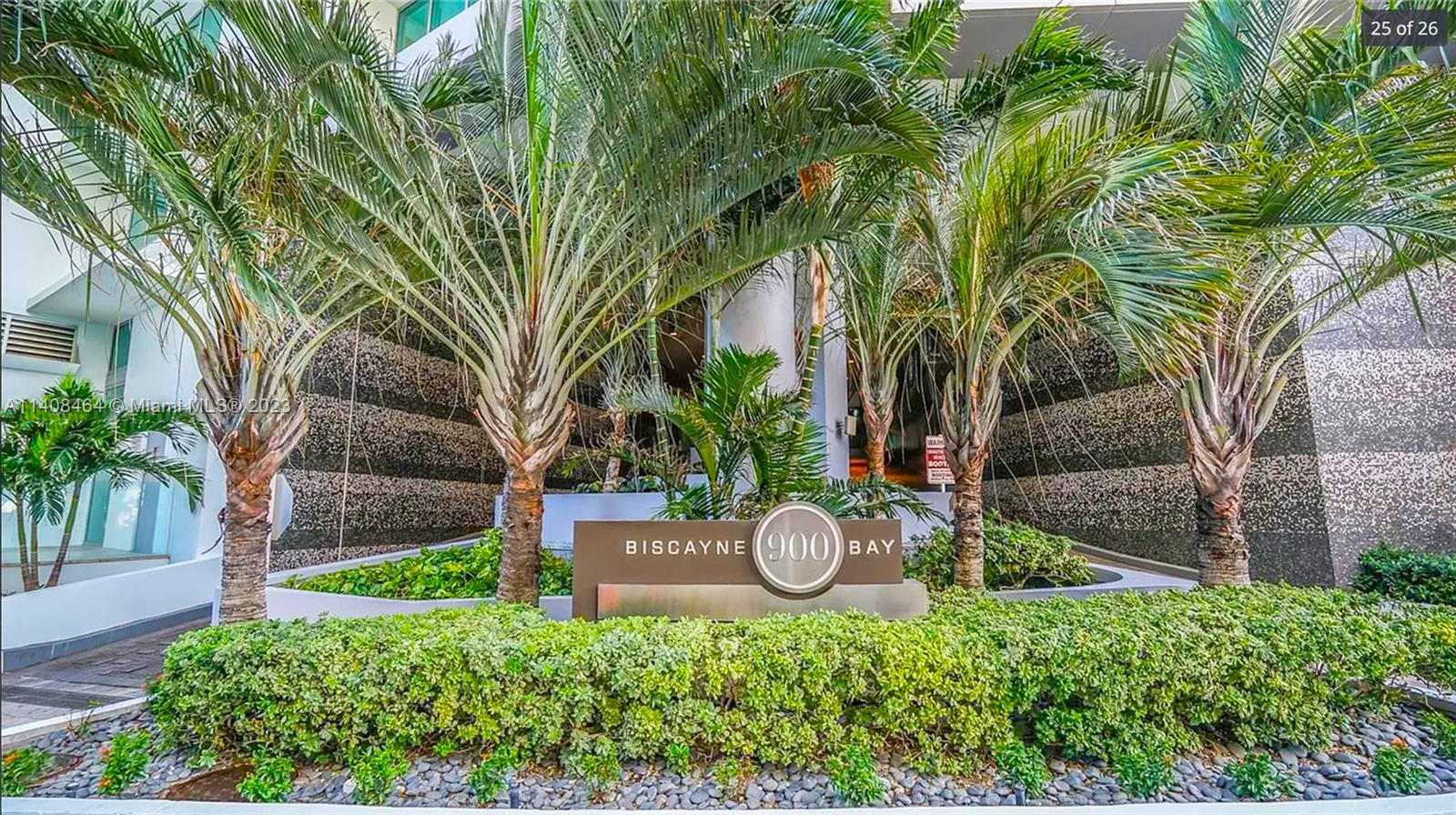 Building Photo - 900 Biscayne Blvd