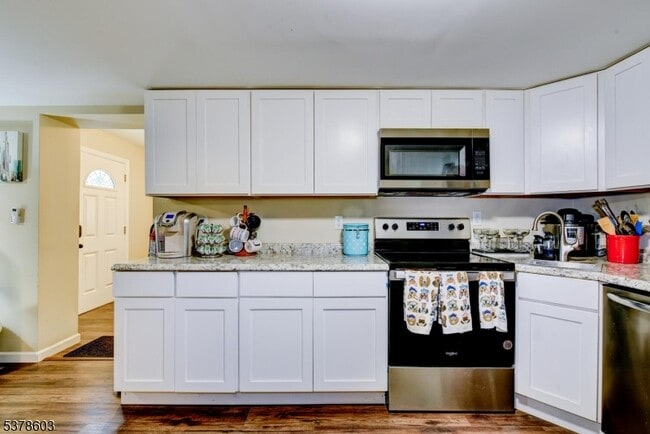 Building Photo - 605 County Rd 565