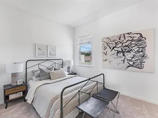 Building Photo - 6200 King's Path