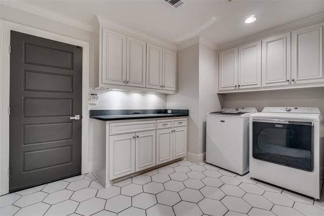 Building Photo - 4526 Myerwood Ln