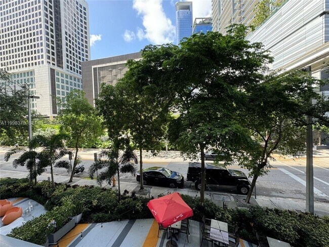 Building Photo - 31 SE 6th St