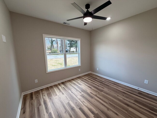 Building Photo - Brand New Build 3 Bed 2 Bath Home In Columbia