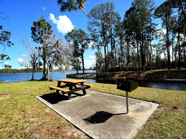 Building Photo - 287 S Walleye Dr