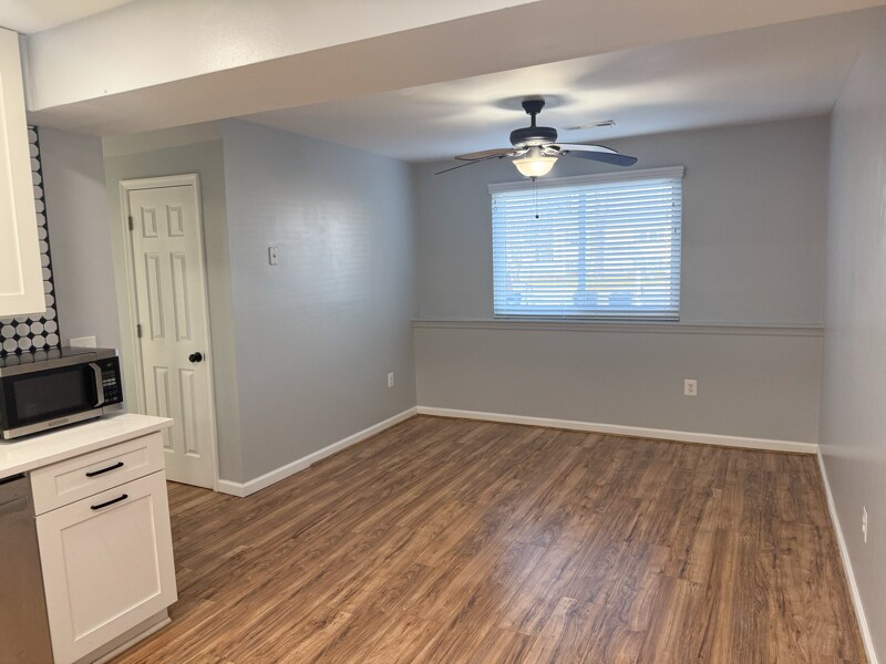 Building Photo - 5303 Stockton Ct