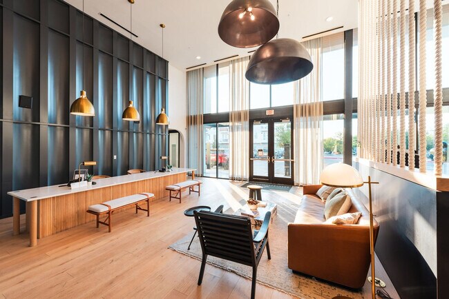 Building Photo - 5820 1/2 Cameron Road-SI FL1-ID1303397P