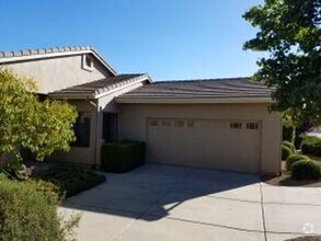 Building Photo - 3 Bedroom Home with Views in Willow Hills,...