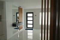 Building Photo - 4311 SW 104th Ct