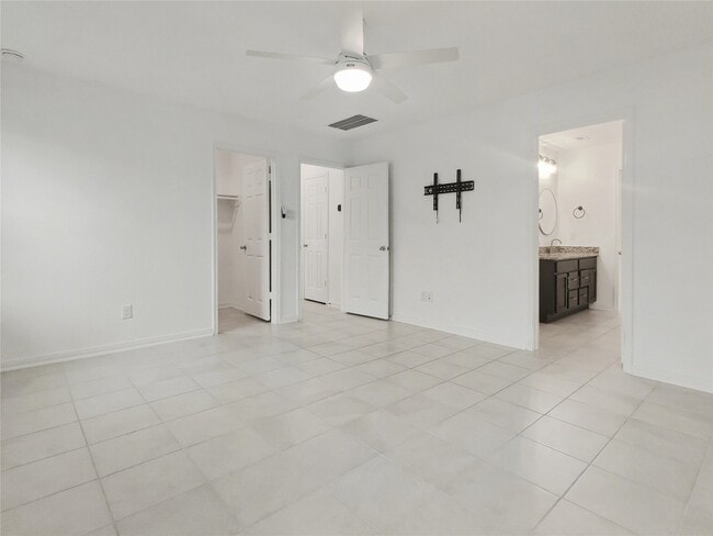 Building Photo - 1310 Cardinal Trail