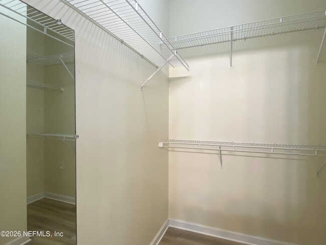 Building Photo - 120 Seminole Rd