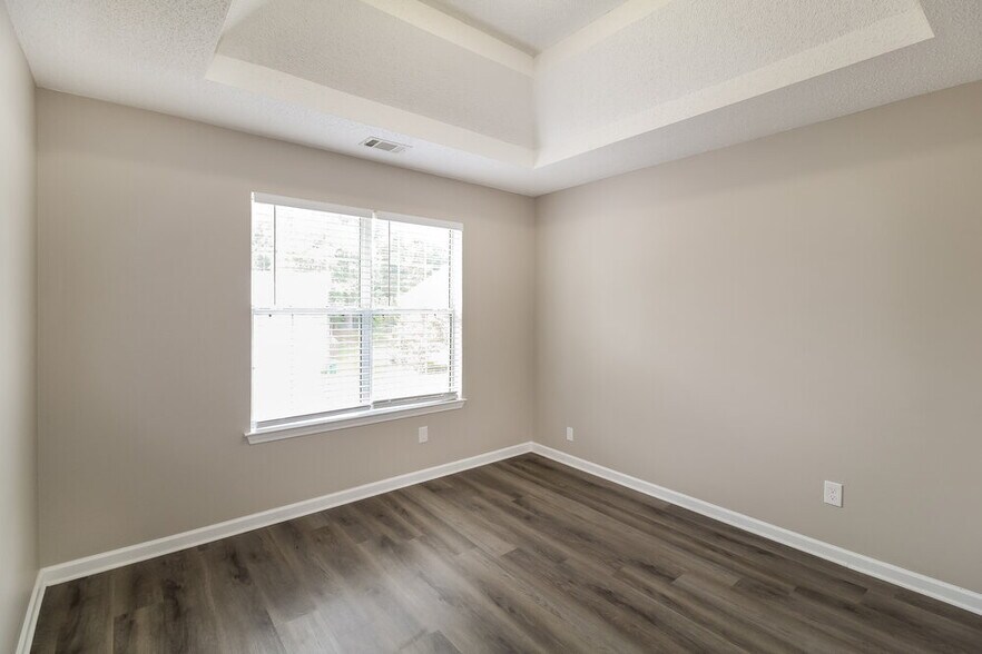 Building Photo - 6243 Sayler Park