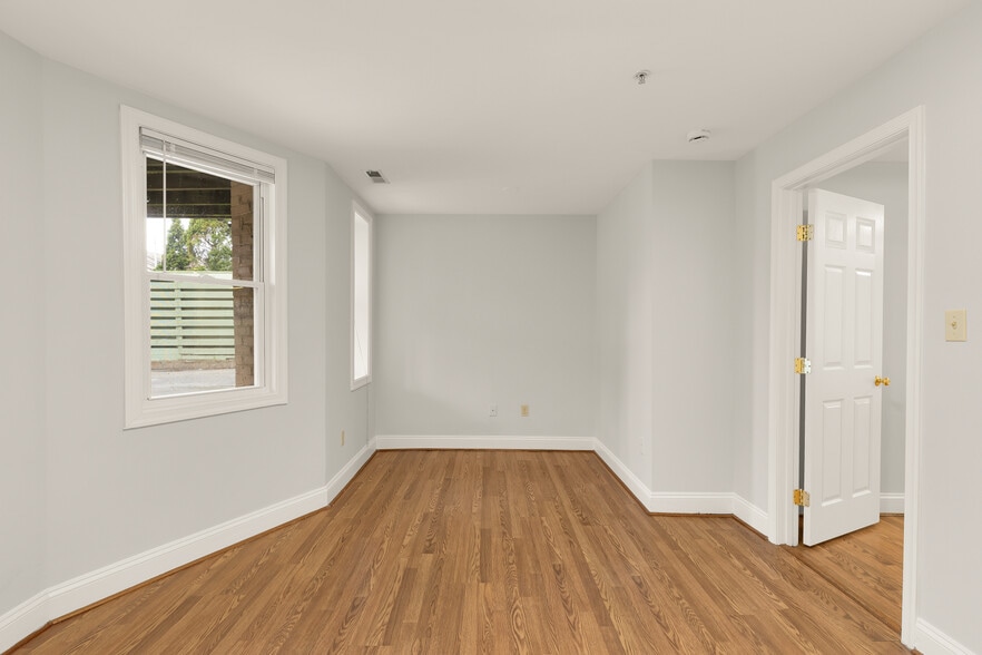 Building Photo - 1316 Irving St NW