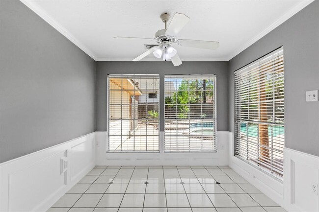 Building Photo - 18318 Mahogany Forest Dr
