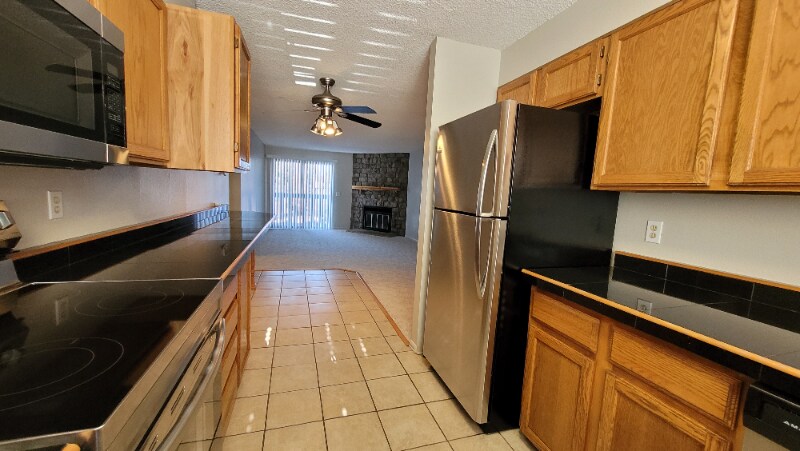 Building Photo - 324 Wright St