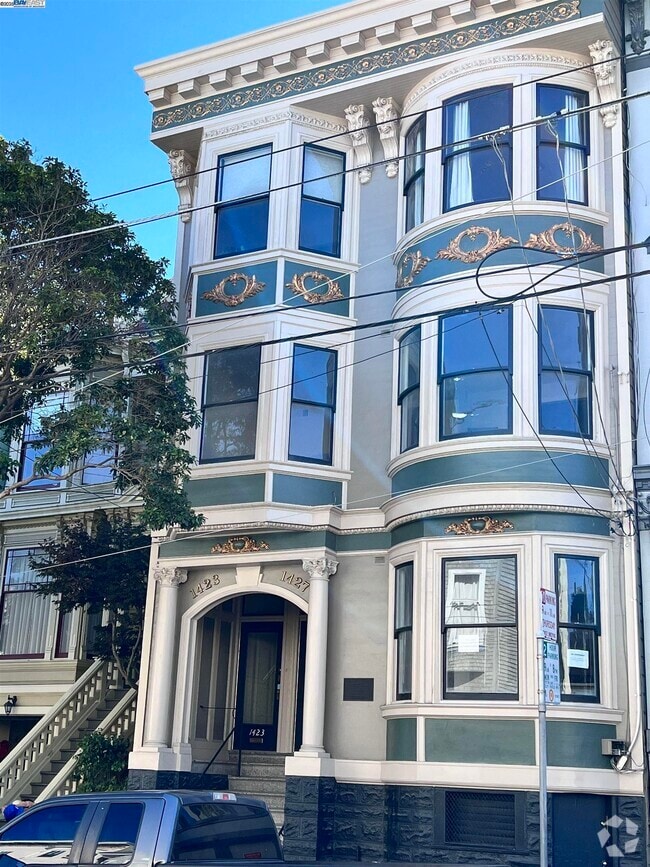 Building Photo - 1425 McAllister St