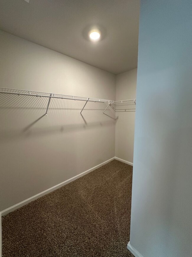 Building Photo - Rivers Landing Subdivision 3 bedroom 2 Bat...