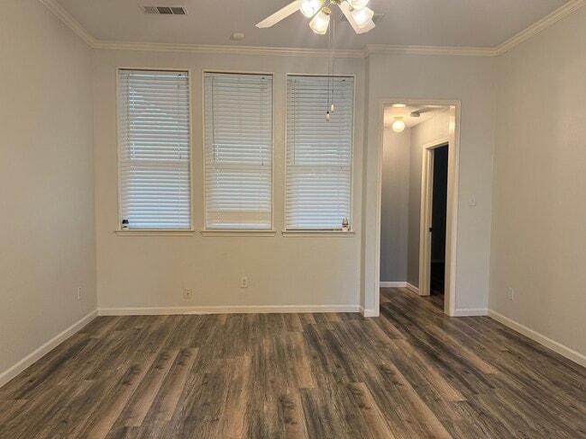 Building Photo - 224 Lake Texoma Dr