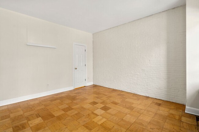 Building Photo - 21 Bowdoin St