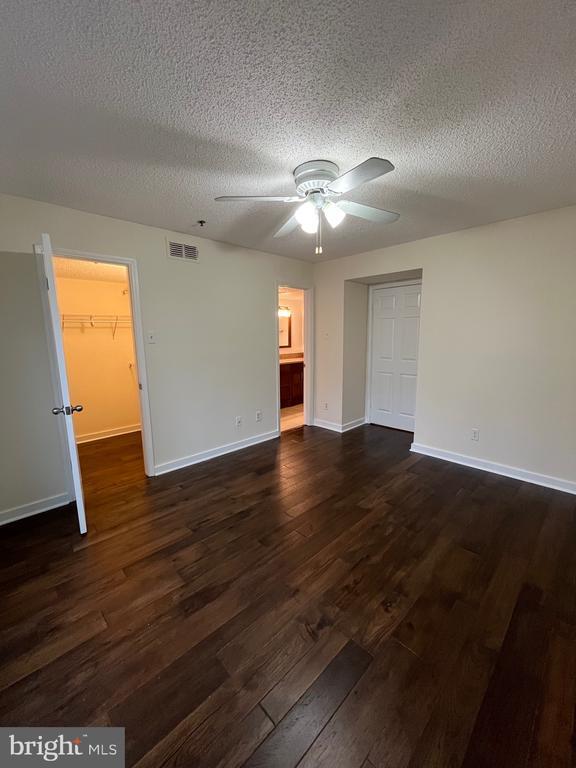 Building Photo - 1524 Lincoln Way