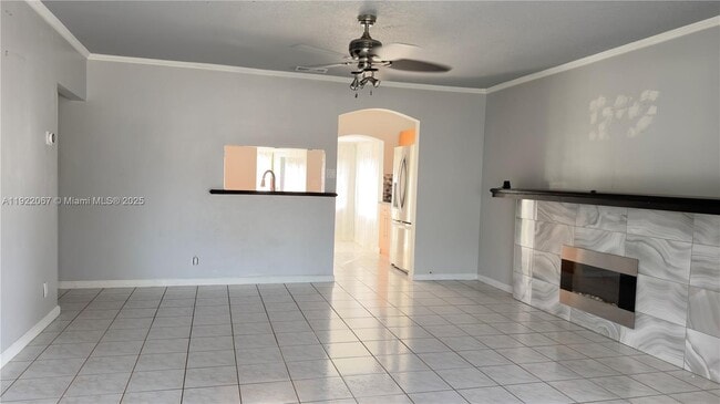 Building Photo - 37 SW 11th St