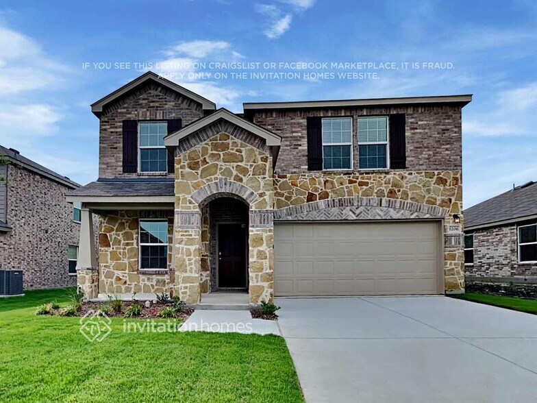 Primary Photo - 1206 Autumn Mist Ln